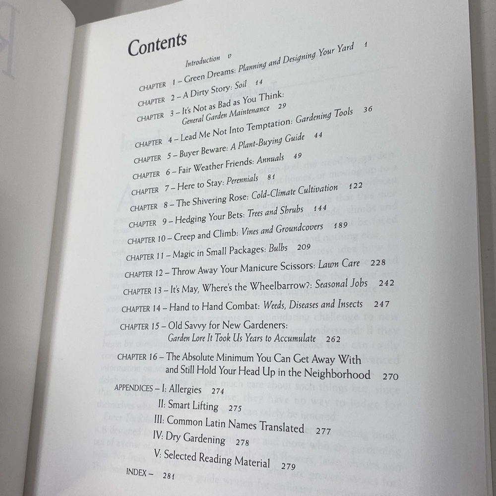 Book : the reluctant gardener beginners guide to gardening in Canada… - Picture 4 of 6